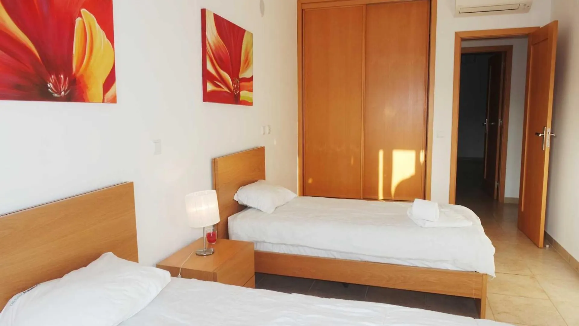 Lagos Central Wellness Apartamento